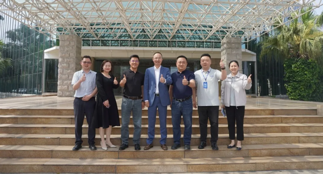 【韦德网站】四川鹭燕医药有限公司向柏承总经理一行莅临迪康药业进行业务交流